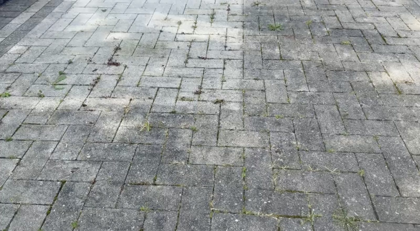Block Paving Cleaning & Restoration in Bournemouth & Poole before cleaning